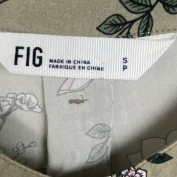 FIG Vog Blouse Floral Lyocell Tan Small Button Up Size Small Short Sleeve Top - Picture 3 of 9
